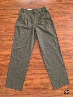 A New Day Women Jeans Straight High Rise Size 2 Color Olive Green