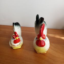 Hen And Rooster Salt And Pepper Shaker