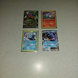 4 POKÉMON CARDS 3 IN PLASTIC 