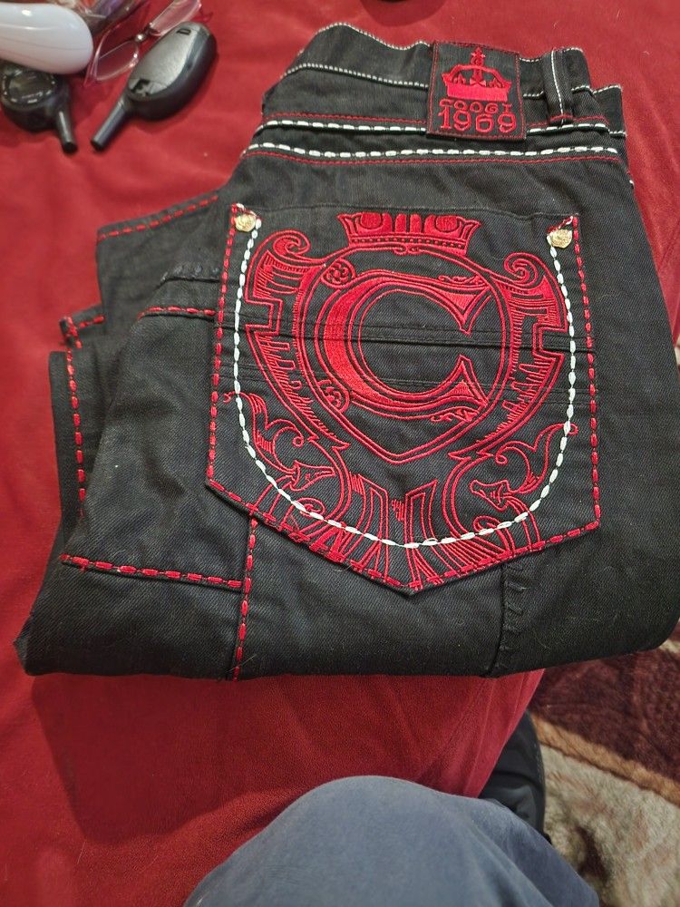 Coogi  Jeans  Size  38 Like New