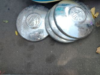 VW hubcaps in Ocean Beach