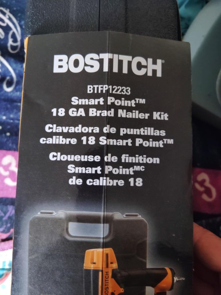Bostitch Smart Point Nailer Kit
