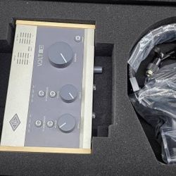 UNIVERSAL AUDIO VOLT 276