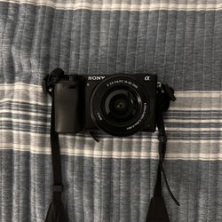 Sony Alpha a6000 Camera 