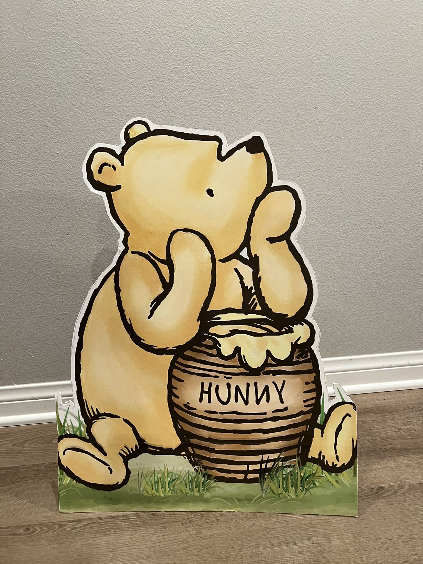 Vintage Winnie The Pooh -Cut Out (2FT)
