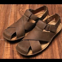 Timberland Mizzen fisherman sandals brown Camel Size 9.5 RARE BRAND NEW