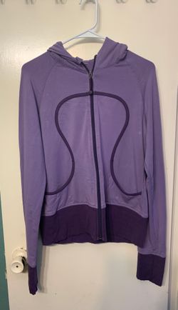 Lululemon size 10