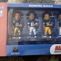 Magnetic mini Bob's NFL Running Backs