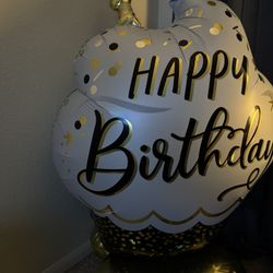 Giant Birthday Balloon 