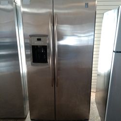 Deliver Today!!!! Stainless Steel Refrigerator 