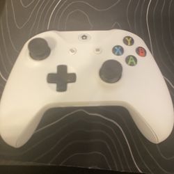 Xbox One S White Controller 