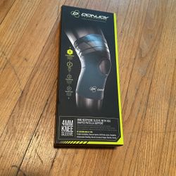 4mm Knee Sleeve With Hex Shape Patella Support