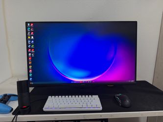 Msi Monitor 300hz 1440p/ razer huntsman mini keyboard/ hyper x mic/ ps5 controller/ rig harper ace aim lab edition mouse