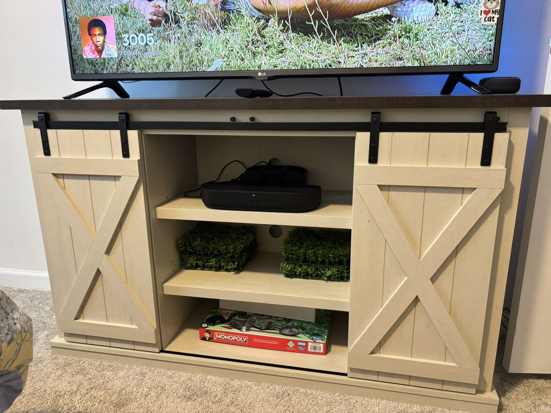 Tv stand
