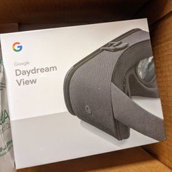 Google Daydream View 2nd Gen VR Headset NEW
