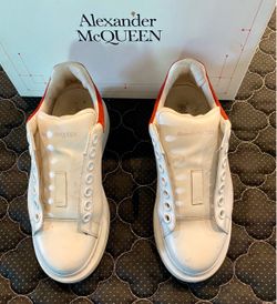 Alexander McQueen Oversized Sneaker White Red Suede Tab Chunky Luxury Platform Streetwear Shoes Box Included