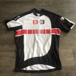 Cycling Jersey - Medium 