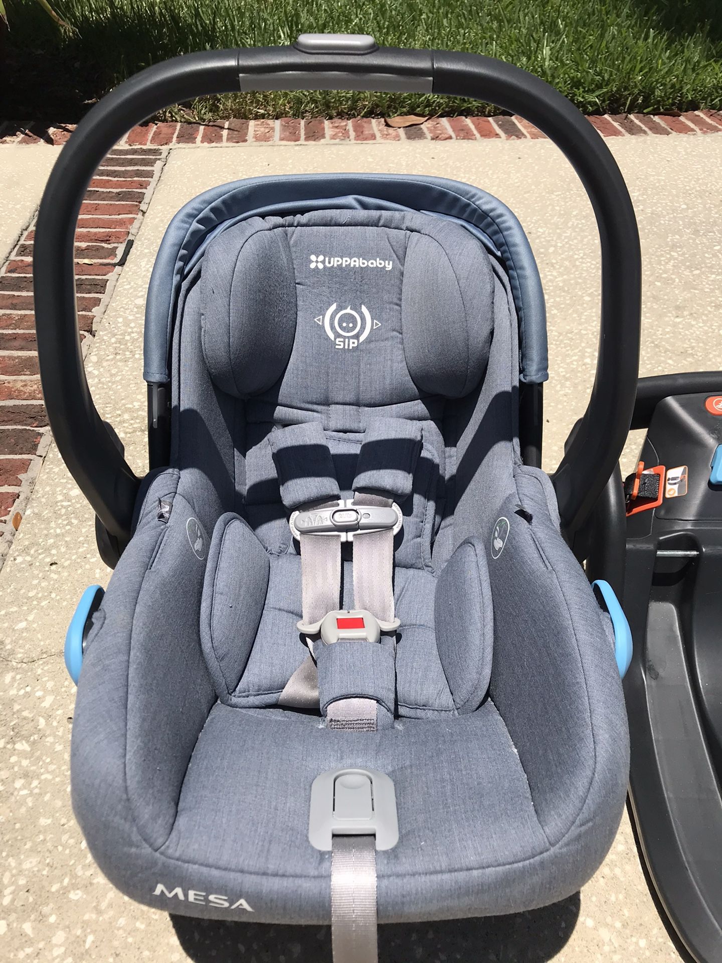 Uppa Baby Car seat