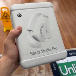Beats Studio Pro Matte White New In Box 