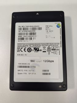 LOT OF (18) Samsung 960GB 12GB/s SAS SSD 2.5" Hard Drives