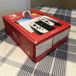 White OLED Nintendo Switch (Barley Used)