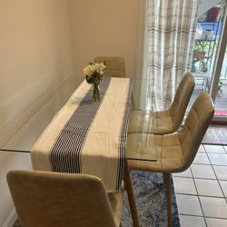 Modern Glass Dining Table / 4 Chairs Incl
