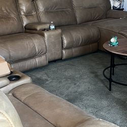 Extra Large Leather Sofa With 5 Recliners 