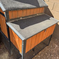 Chicken Coop: Producers Pride From Tractor Supply 