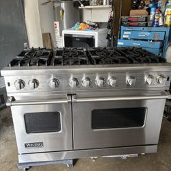 Shop: VIKING VGIC54828BSS Viking 48" Gas Range with 8 Open Burners 5 Series - Stainless Steel