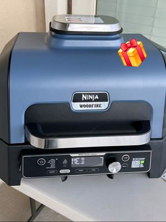 NEW Ninja Woodfire Pro Connect XL Outdoor Grill & Smoker - $300