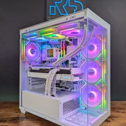 RX 7800xt 16GB // Ryzen 7 9700x // 32GB DDR5 // 1TB Gen4 NVMe // WiFi 6E