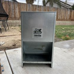 Large Dog Free Feeder