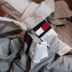 Linens 2 TOMMY HILFIGER XL FLAT & ?