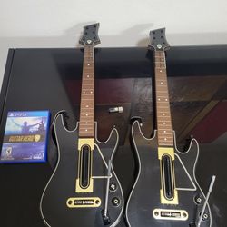 Guitar Hero Ps4 + Two Guitars