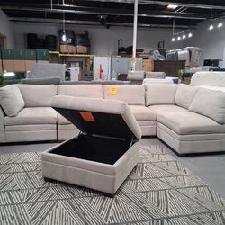 Thomasville cream sectional modular style,paylater,,