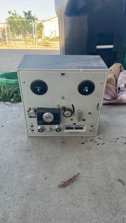 Akaia custom deck , sansui amplifier, sharp casette deck, and turn table