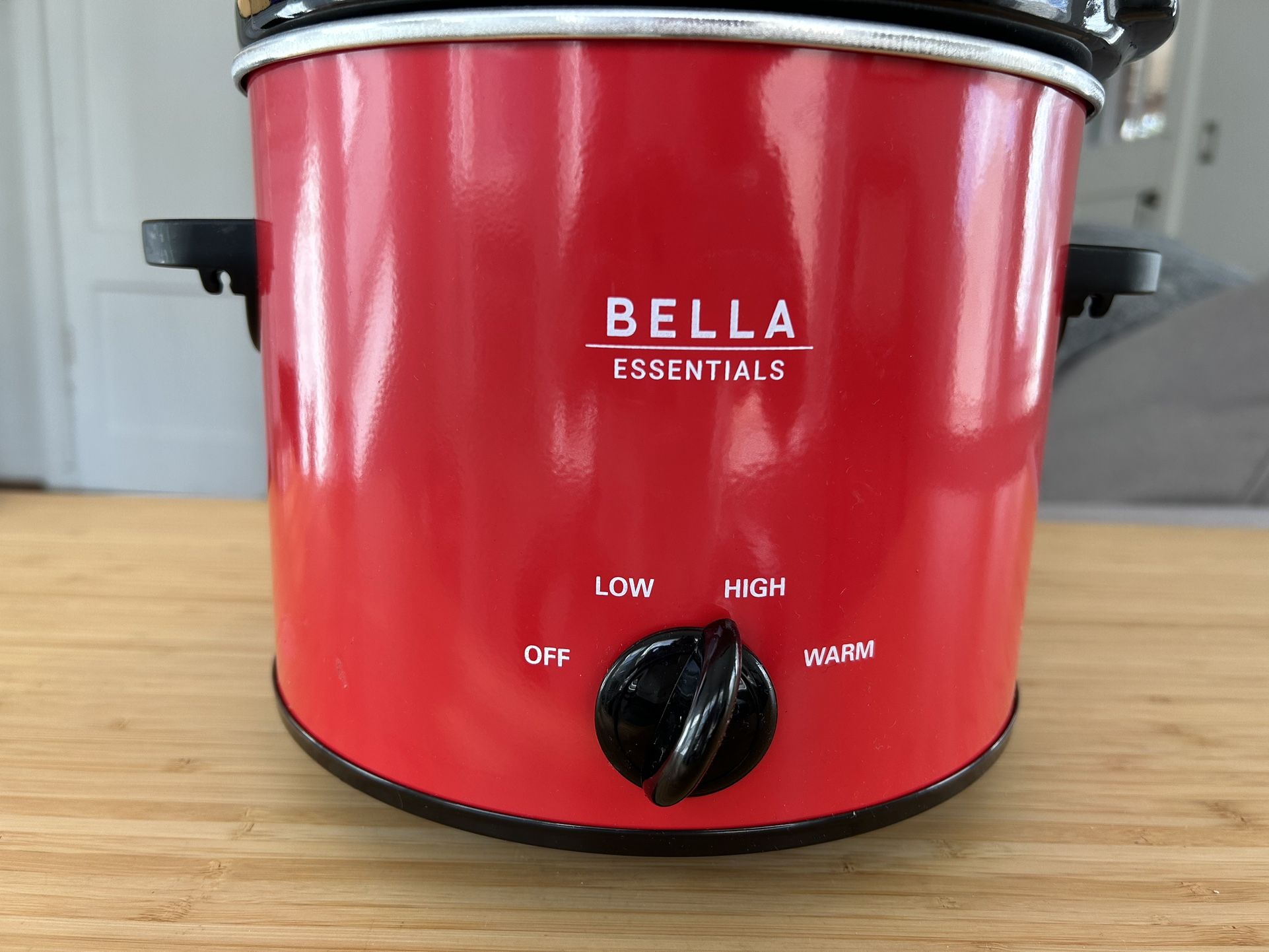 Four-Quart Bella Crockpot for Sale in Houston, TX - OfferUp