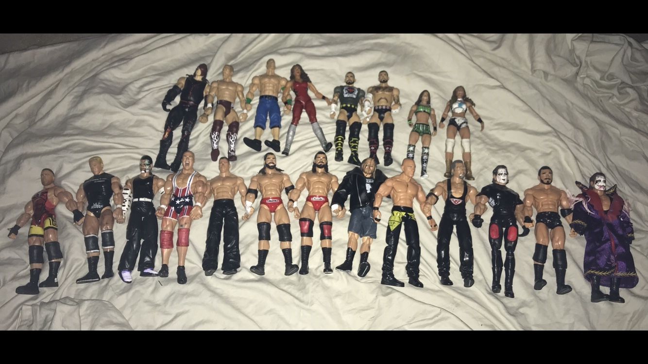 WWE & TNA classic wresting action figures, Mattel and Jakks Pacific. AS IS, MUST PICK UP OR MEET NEAR MY HOME