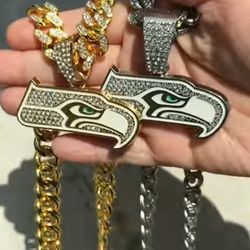 New 20 or 24" Seattle seahawks iced chain necklace**** See Many teams available SHIPPING AVAILABLE