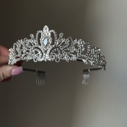 Beautiful Crystal Tiara 