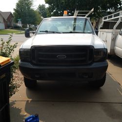 00 F 250 Super Duty Triton V10  X Parts