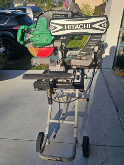 Hitachi Compound Miter Saw
