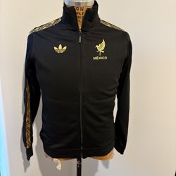 Mexico Soccer Warm Up 