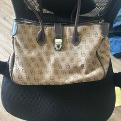 Dooney And Bourke Purse