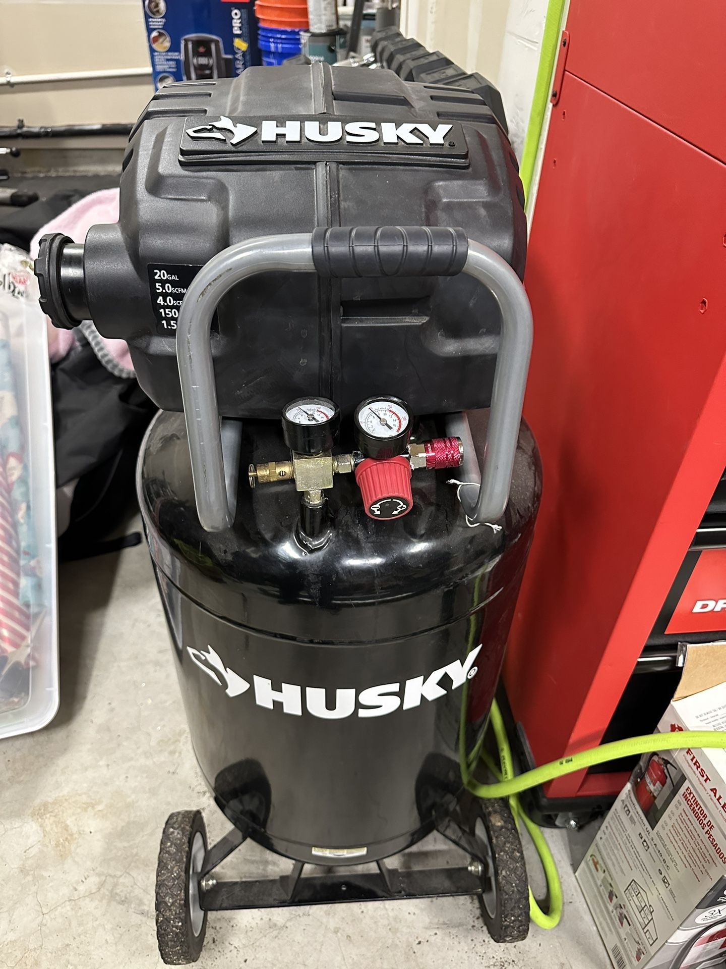 Husky 20 Gallon Oil Free Air compressor