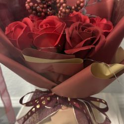 New Valentine Gifts For Your Love Ones 