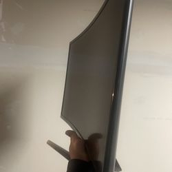 SAMSUNG CURVED MONITOR