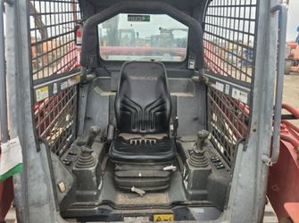 🌟 2017 Takeuchi TL12V2-R Compact Track Loader – 3,082 Hours – $35,989.44 OBO 🌟