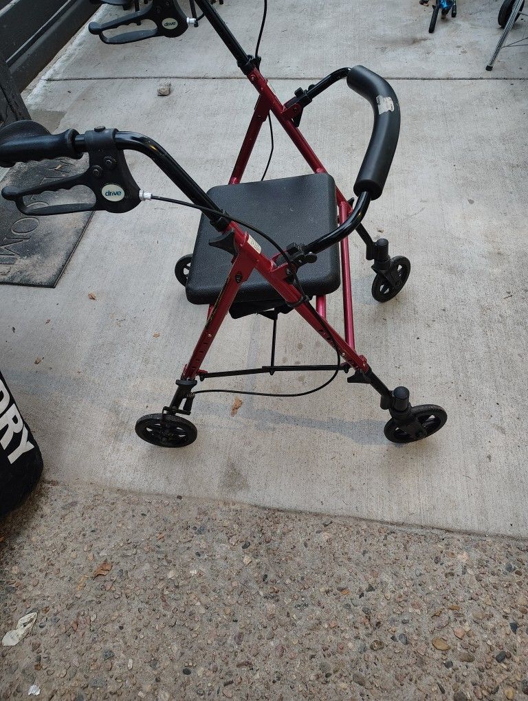 Walker With Seat