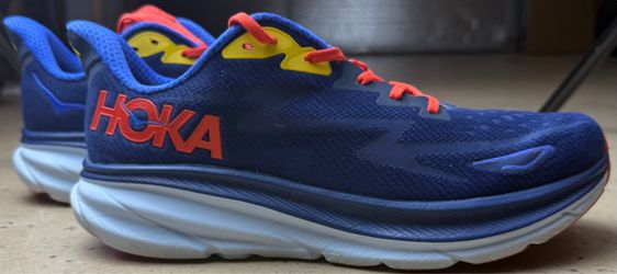 Hoka Clifton 9 Men's Size 11.5